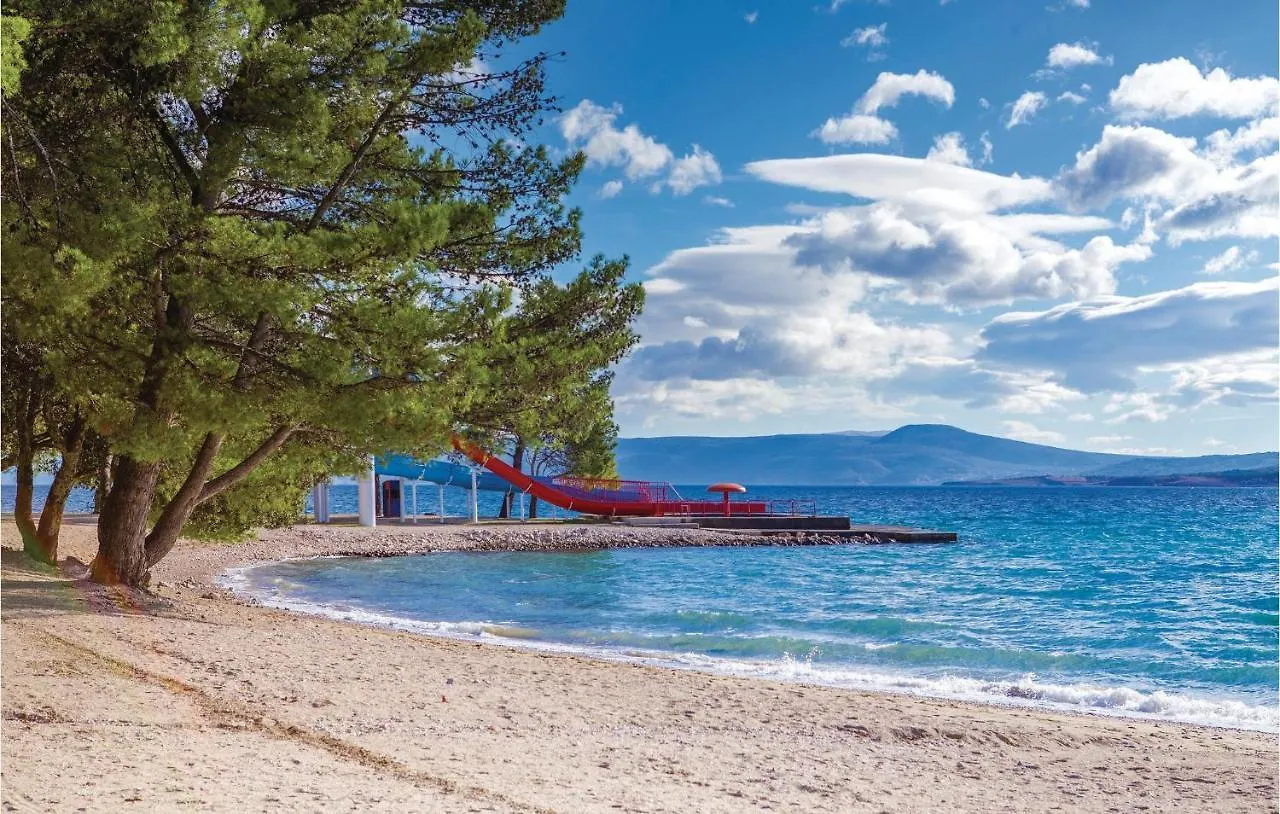 Gorgeous Apartment In Crikvenica With Wifi
